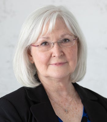 Portrait of Lisa Kimball, Realtor®.